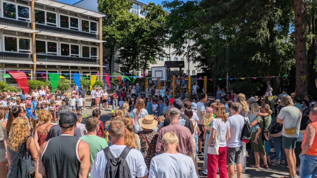 Sommerfest 2025 – Ein Tag voller Musik, Begegnungen und guter Laune